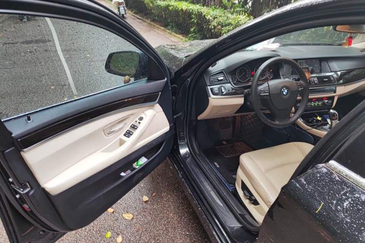 Used BMW 5 Series 2012 523Li Luxury Model Driver Seat