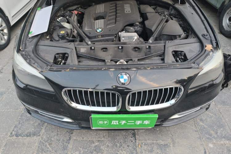 Used BMW 5 Series 2012 523Li Luxury Model Engine Bay