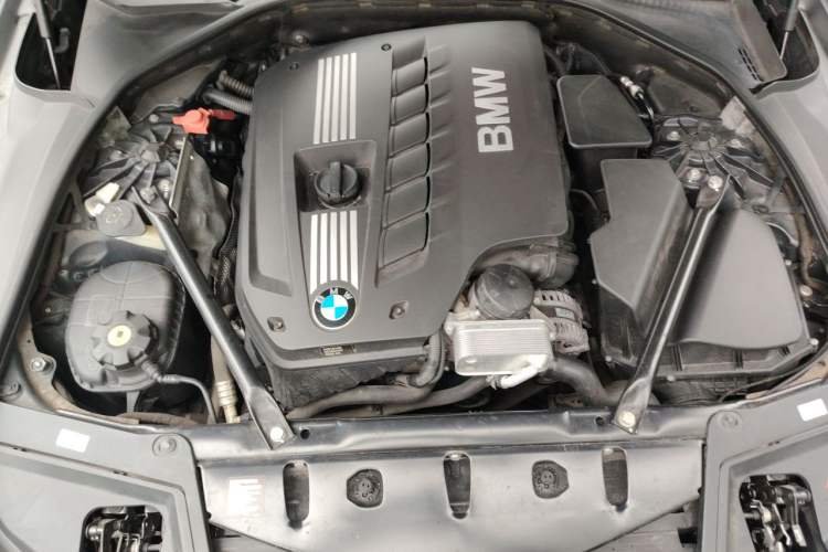 Used BMW 5 Series 2012 523Li Luxury Model Engine Bay