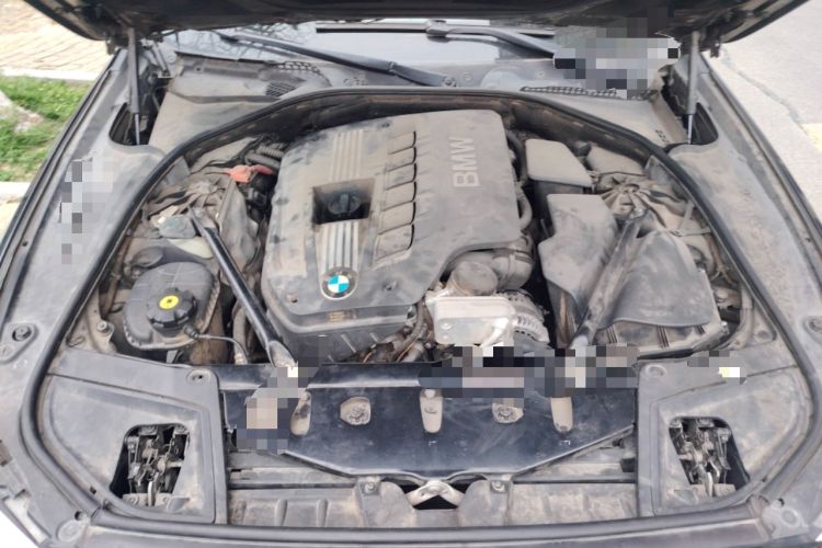 Used BMW 5 Series 2012 523Li Luxury Model Engine Bay