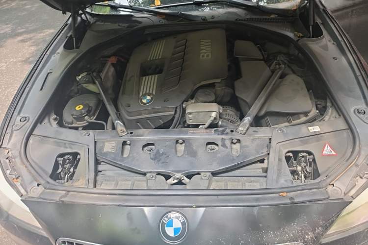 Used BMW 5 Series 2012 523Li Luxury Model Engine Bay