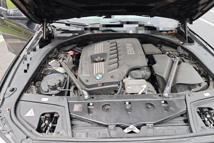 Used BMW 5 Series 2012 530Li Leading Model Engine Bay