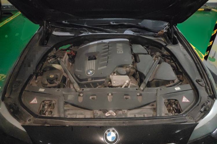 Used BMW 5 Series 2012 523Li Luxury Model Engine Bay