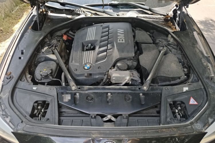 Used BMW 5 Series 2012 523Li Leading Model Engine Bay