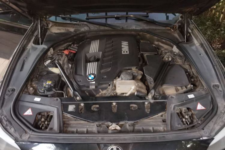 Used BMW 5 Series 2012 523Li Luxury Model Engine Bay