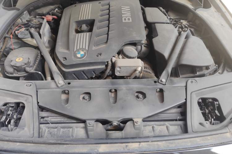 Used BMW 5 Series 2012 523Li Luxury Model Engine Bay
