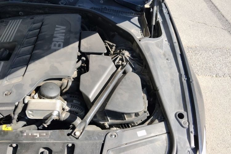 Used BMW 5 Series 2012 520Li Elegant Edition Engine Bay Left