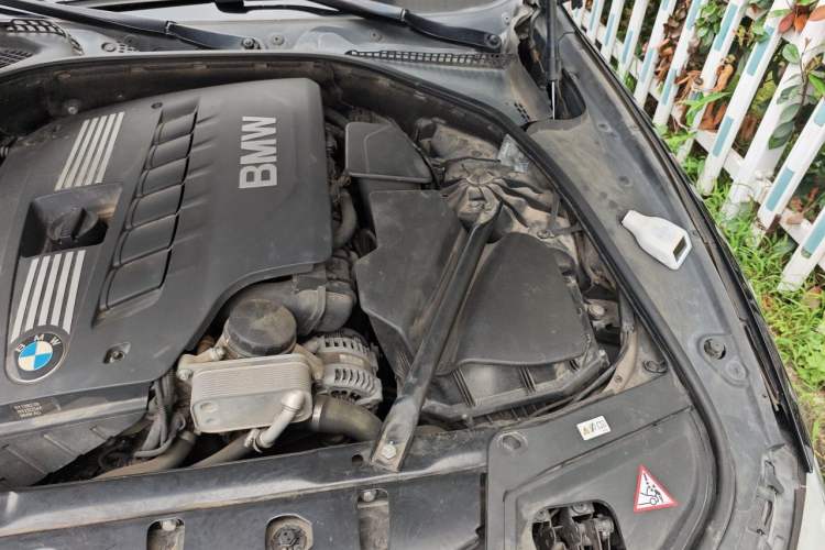 Used BMW 5 Series 2012 523Li Luxury Model Engine Bay Left