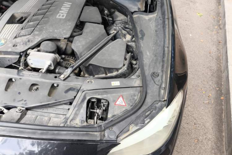 Used BMW 5 Series 2012 523Li Luxury Model Engine Bay Left