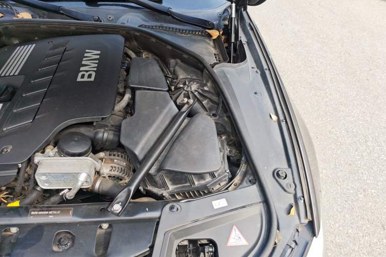 Used BMW 5 Series 2012 523Li Luxury Model Engine Bay Left