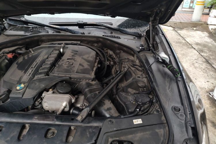 Used BMW 5 Series 2012 535Li Executive Edition Engine Bay Left