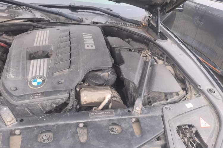 Used BMW 5 Series 2012 523Li Leading Model Engine Bay Left