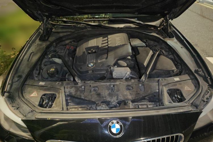 Used BMW 5 Series 2012 530Li Luxury Model Engine Bay