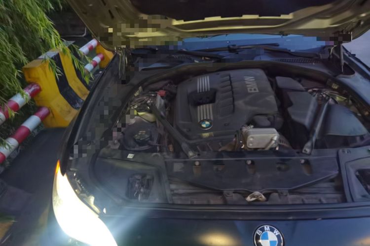 Used BMW 5 Series 2012 523Li Leading Model Engine Bay Right