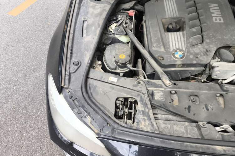 Used BMW 5 Series 2012 523Li Luxury Model Engine Bay Right