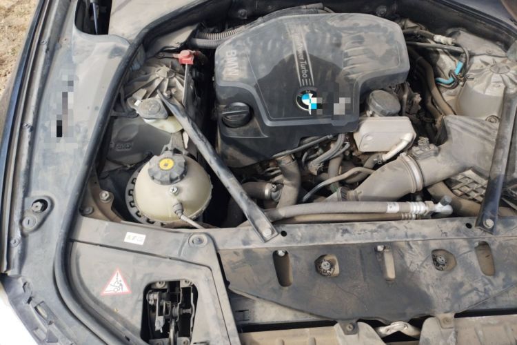 Used BMW 5 Series 2012 520i Elegant Edition Engine Bay Right