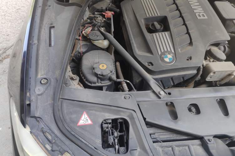 Used BMW 5 Series 2012 523Li Luxury Model Engine Bay Right