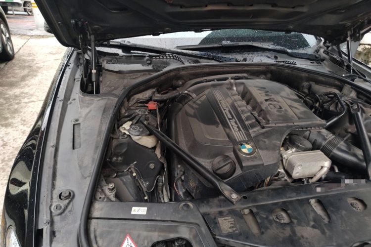 Used BMW 5 Series 2012 535Li Executive Edition Engine Bay Right
