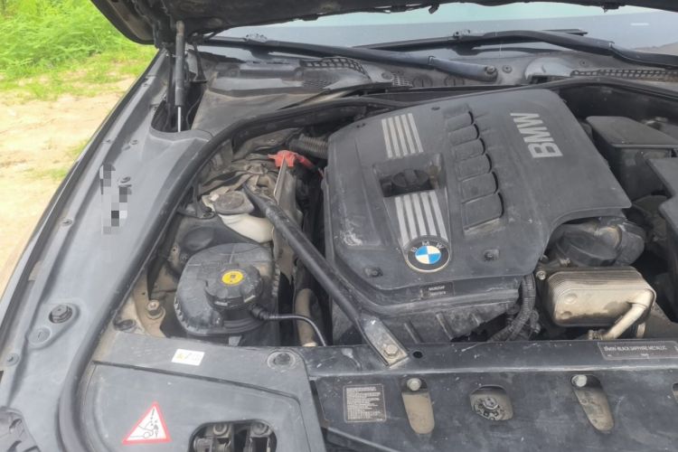 Used BMW 5 Series 2012 523Li Leading Model Engine Bay Right