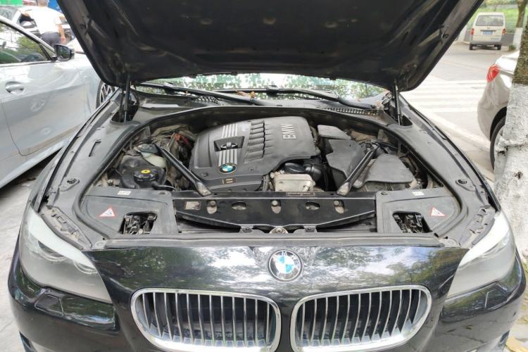 Used BMW 5 Series 2012 523Li Luxury Model Engine Bay