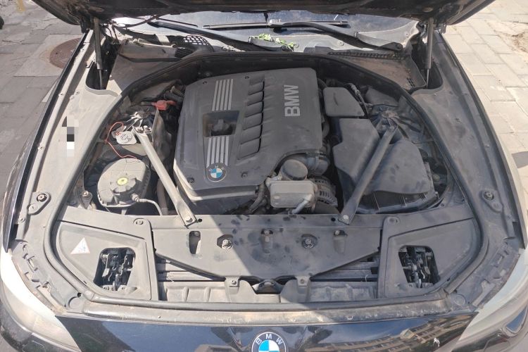 Used BMW 5 Series 2012 523Li Luxury Model Engine Bay