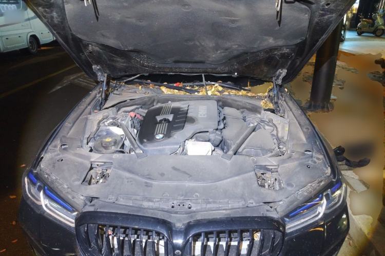 Used BMW 5 Series 2012 530i Sport Touring Engine Bay