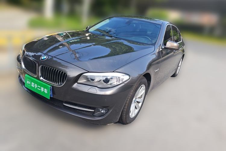 Used BMW 5 Series 2012 523Li Luxury Model Guazi used car, China used car export, Used car for sale, Used cars, Cheapest cars for sale