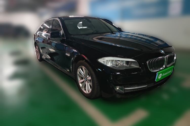 Used BMW 5 Series 2012 520Li Elegant Edition Front Right 45 Deg