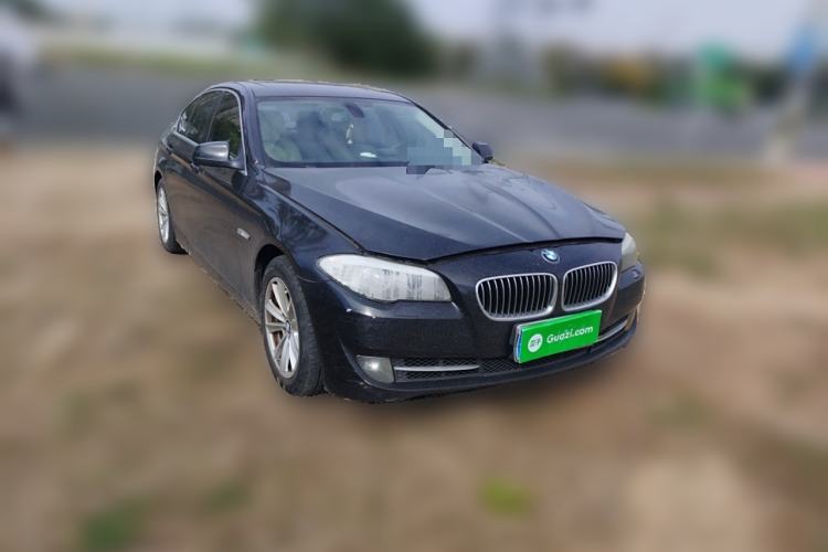 Used BMW 5 Series 2012 520i Elegant Edition Front Right 45 Deg