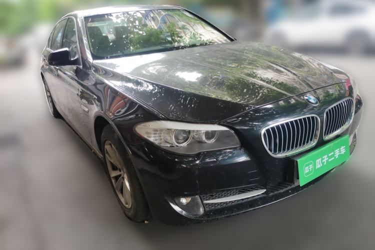 Used BMW 5 Series 2012 520Li Elegant Edition Front Right 45 Deg