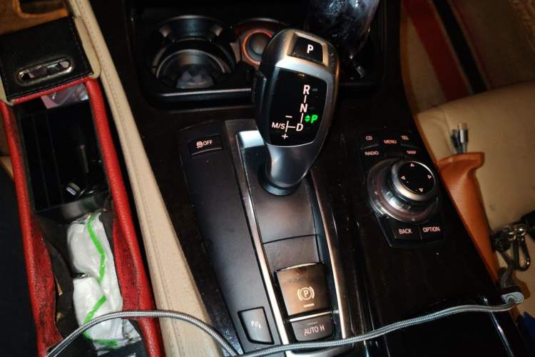Used BMW 5 Series 2012 523Li Luxury Model Gear Lever