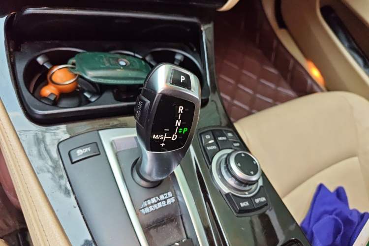 Used BMW 5 Series 2012 523Li Luxury Model Gear Lever
