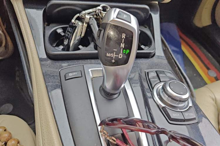 Used BMW 5 Series 2012 520Li Elegant Edition Gear Lever