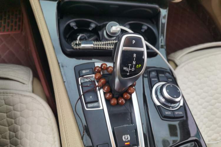 Used BMW 5 Series 2012 535Li Leading Model Gear Lever