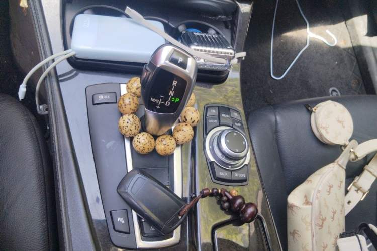 Used BMW 5 Series 2012 523Li Leading Model Gear Lever