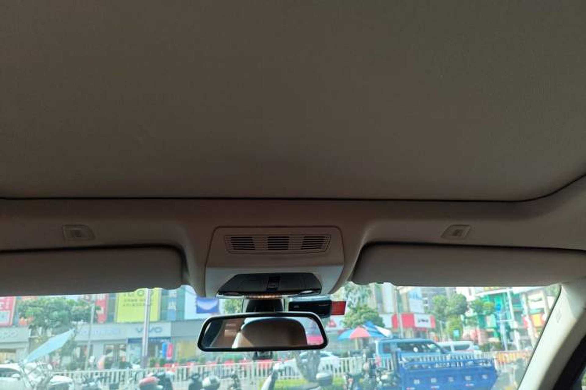 Used BMW 5 Series 2012 520i Elegant Edition Headliner