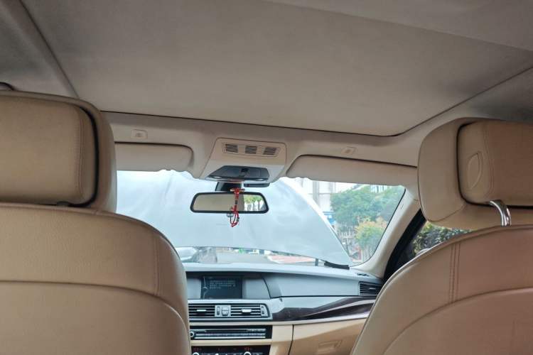 Used BMW 5 Series 2012 523Li Luxury Model Headliner