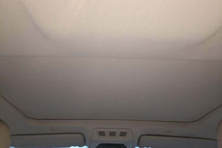 Used BMW 5 Series 2012 523Li Luxury Model Headliner
