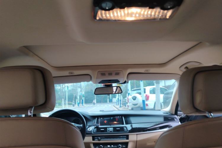 Used BMW 5 Series 2012 523Li Luxury Model Headliner