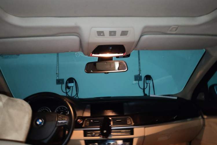 Used BMW 5 Series 2012 523Li Luxury Model Headliner