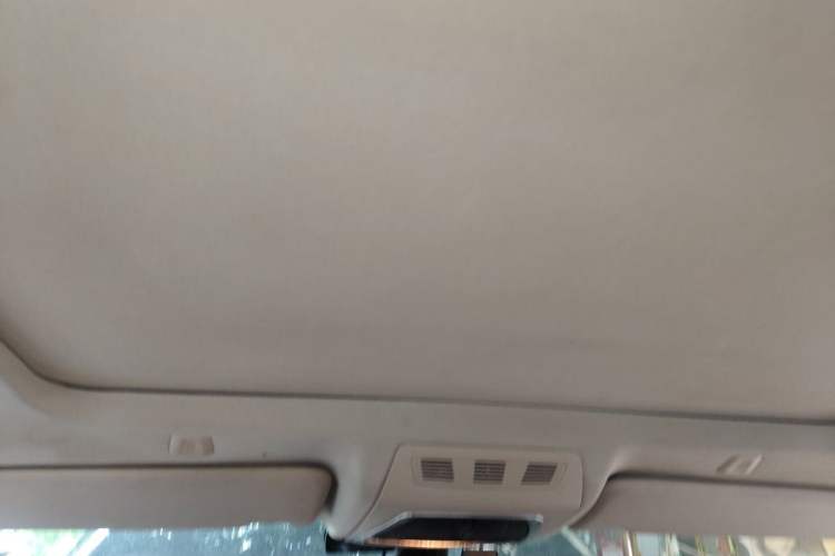 Used BMW 5 Series 2012 520Li Elegant Edition Headliner