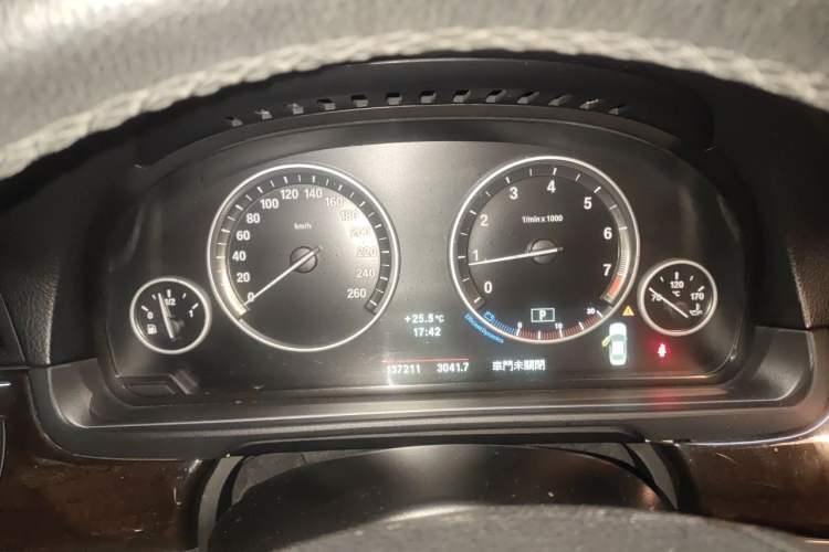 Used BMW 5 Series 2012 523Li Luxury Model Instrument Cluster