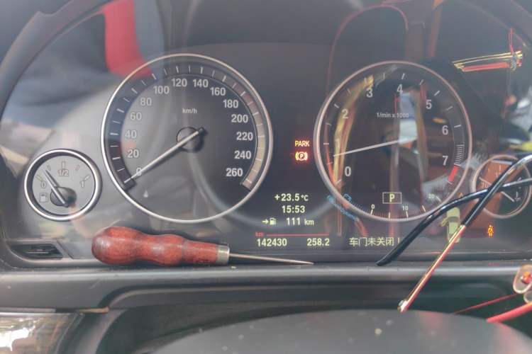 Used BMW 5 Series 2012 530Li Luxury Model Instrument Cluster