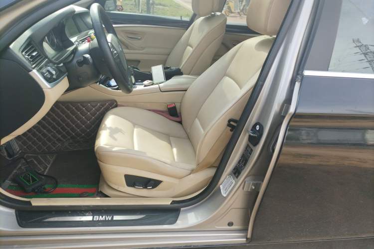 Used BMW 5 Series 2012 520i Elegant Edition Left Front Seat