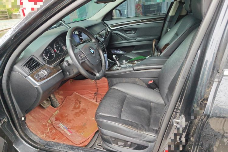 Used BMW 5 Series 2012 530i Sport Touring Left Front Seat