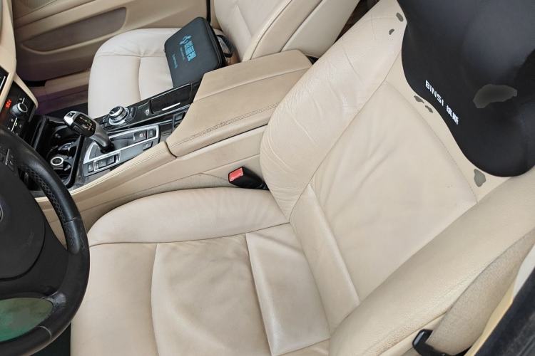 Used BMW 5 Series 2012 530Li Leading Model Left Front Seat