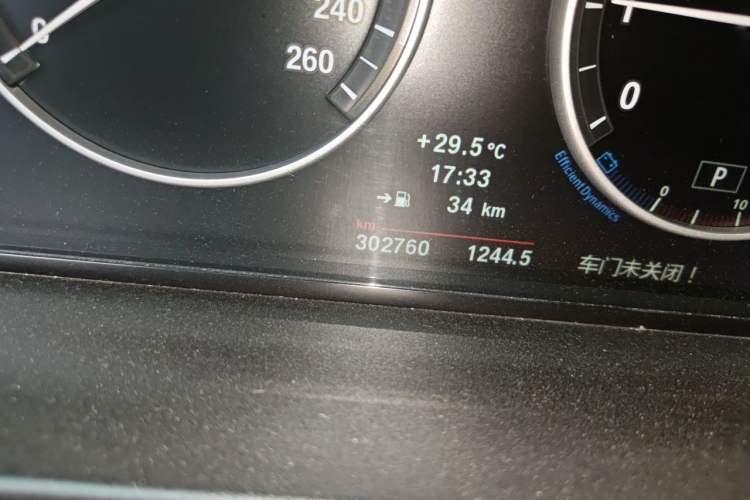 Used BMW 5 Series 2012 523Li Luxury Model Odometer Close Up
