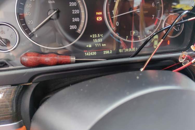 Used BMW 5 Series 2012 530Li Luxury Model Odometer Close Up