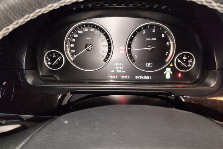 Used BMW 5 Series 2012 523Li Luxury Model Odometer Close Up