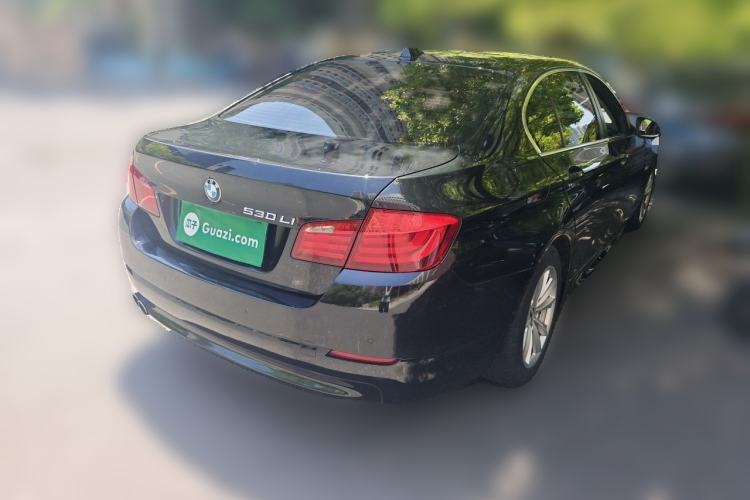 Used BMW 5 Series 2012 520Li Elegant Edition Rear Right 45 Deg
